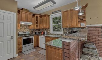 159 S Willow Brook Dr, Asheville, NC 28806