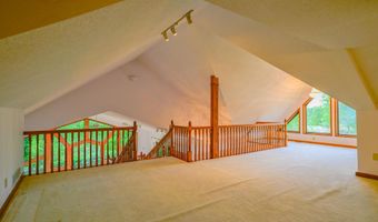 6300 Jonathan Ln, Albany, OH 45710
