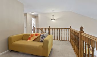 8320 Lake Tree Ln, Indianapolis, IN 46217