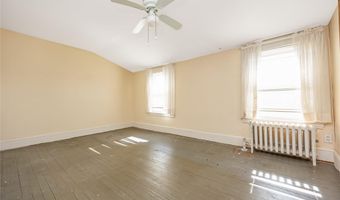 38 Buchanan Ave, Amityville, NY 11701