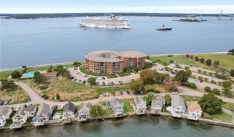 5 Defenders Row, Newport, RI 02840