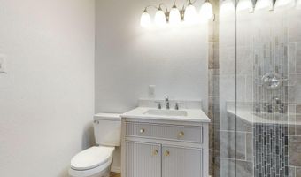 1024 ESPEJO St NE, Albuquerque, NM 87112