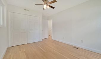 7705 ROYSTON St, Annandale, VA 22003