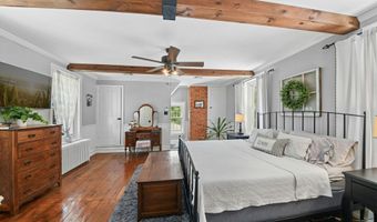222 BASTIAN Ln, Allentown, PA 18104