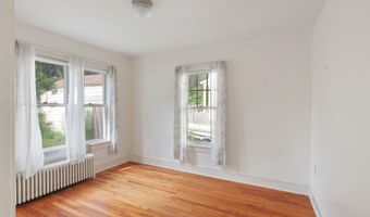 37 Bilodeau Ct, Burlington, VT 05401