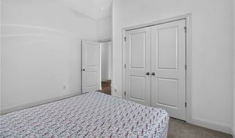 5101 SW Bedford Rd, Bentonville, AR 72713