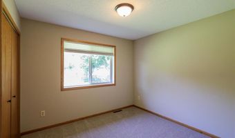 13752 Round Lake Blvd NW, Andover, MN 55304