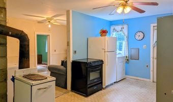 372 River Rd, Avon, ME 04966