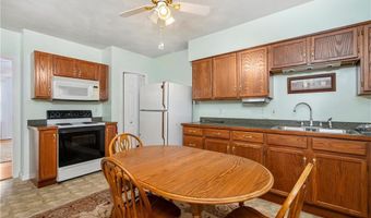 37 Main St, Cumberland, RI 02864