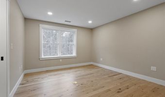 385 Green Rd, Bolton, MA 01740