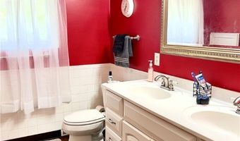 738 Kingsway St, Alliance, OH 44601