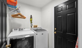 703 Trago Creek Dr, Ballwin, MO 63021