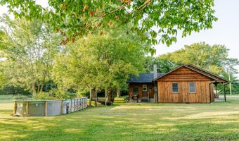 303 N Hudson Ave, Aurora, MO 65605