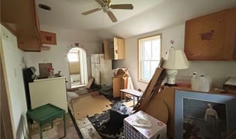 609 R St, Atchison, KS 66002