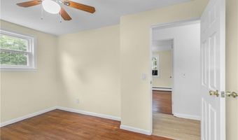 109 W Shore Dr, Coventry, RI 02816