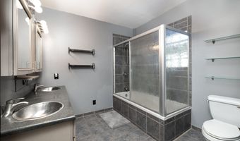 4352 County Road 41, Auburn, IN 46706