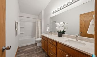 1000 E Maywood St, Brandon, SD 57005