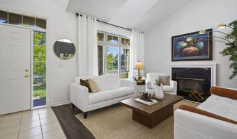 5841 Lafayette Ln, Ann Arbor, MI 48103