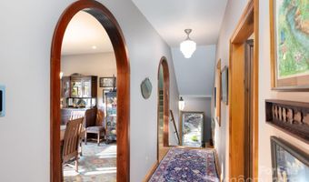 105 Avondale Heights Rd, Asheville, NC 28803