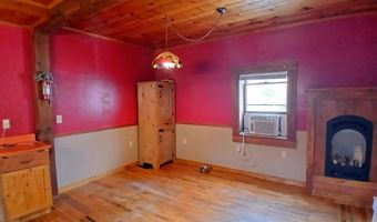 3 Brook St, Barre, VT 05641