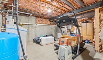 16 Breakneck Rd, Hudson, NH 03051