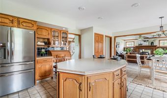 7819 Hitchcock Rd, Youngstown, OH 44512
