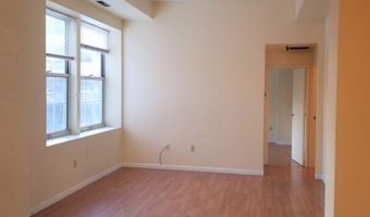 196 Crown St 2H aka 208, New Haven, CT 06510