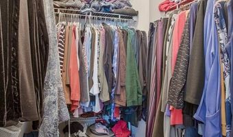 5301 WYNDHOLME Cir 302, Baltimore, MD 21229