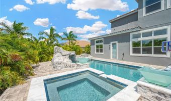 832 MANNS HARBOR Dr, Apollo Beach, FL 33572