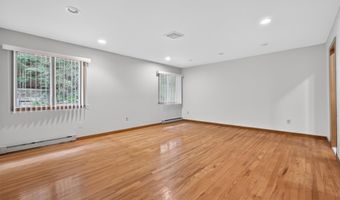 35 Greenlawn Rd, Amawalk, NY 10501