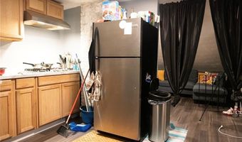 53 School St, East Providence, RI 02914