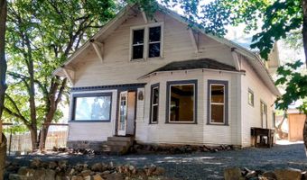 215 N H St, Albion, WA 99163