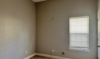 1617 Devon Dr, Albany, GA 31721