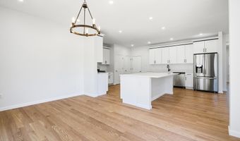 5 Adrift Ave, Barnegat, NJ 08005