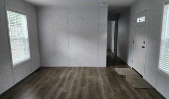 32 Cassie Ln, Bennington, VT 05201