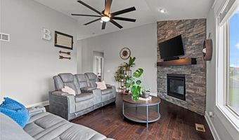 16025 Craig St, Basehor, KS 66007
