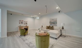 43320 BARNSTEAD Dr, Ashburn, VA 20148