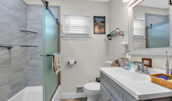 117 Pheasant Dr, Bayville, NJ 08721