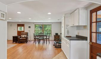 592 Old Stage Rd, Arrowsic, ME 04530