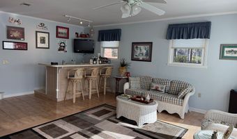 5686 Golden Isle W, Baxley, GA 31513