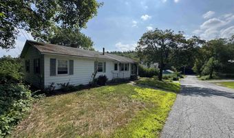 35 Hillcrest Ter, Brattleboro, VT 05301