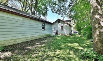 38393 N Lakeside Pl, Antioch, IL 60002