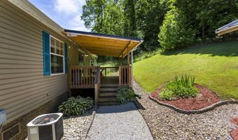 709 Waugh Br, Barboursville, WV 25504