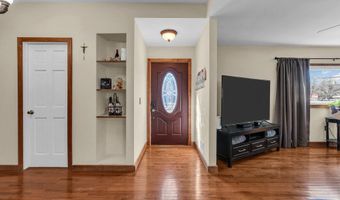 551 Chester Pkwy, Belford, NJ 07718