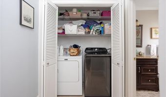 85 Mill St, Newport, RI 02840