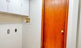 1047 Oak Dr, Altoona, WI 54720