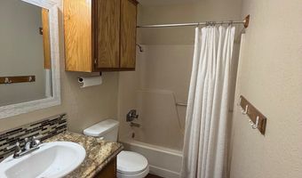 8 Baker St, Asher, OK 74826