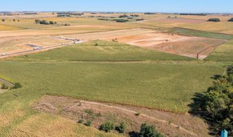 2500 E Chestnut Trl, Brandon, SD 57005