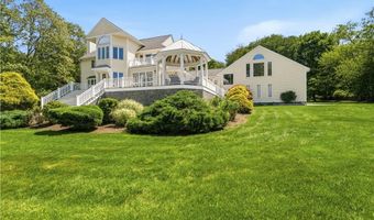 38 Gondola Ave, Jamestown, RI 02835