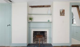 27 William St, Newport, RI 02840